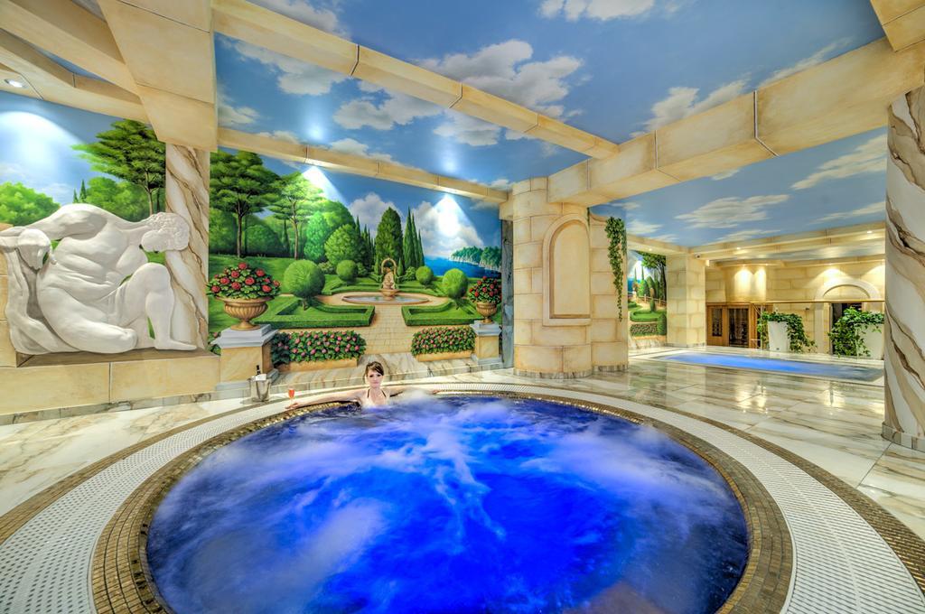 Hotel Krolewskiジャヌフ・ルベルスキ エクステリア 写真
