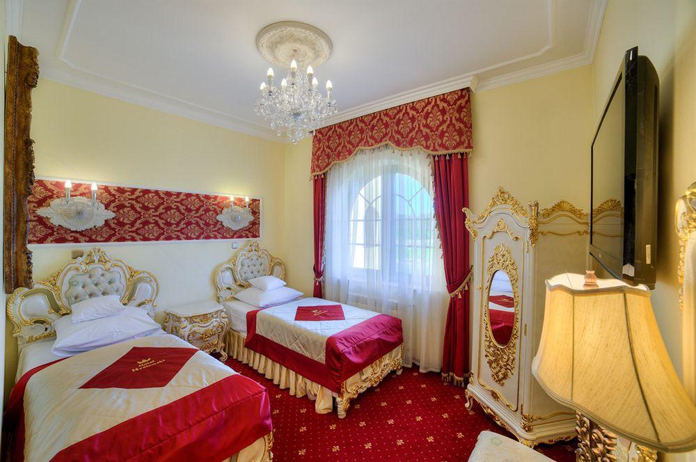 Hotel Krolewskiジャヌフ・ルベルスキ エクステリア 写真