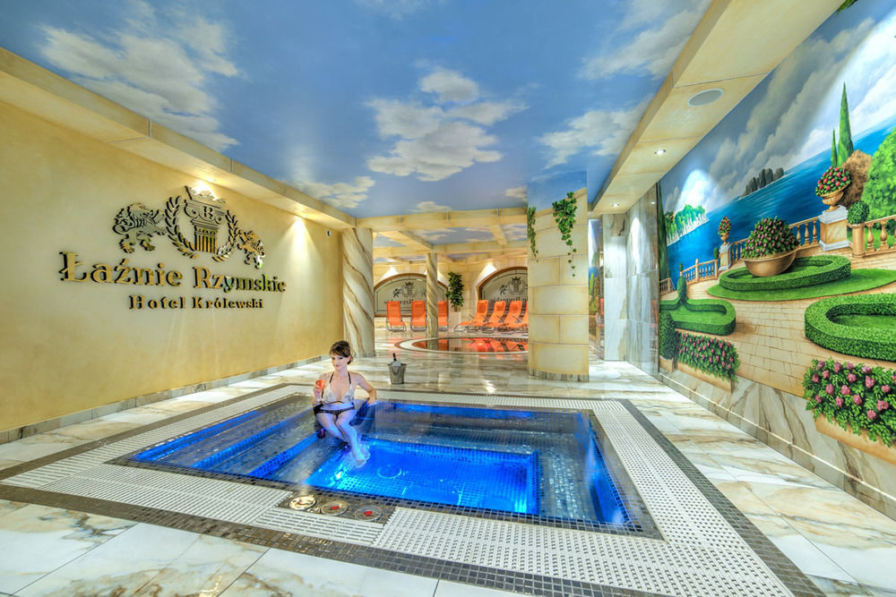 Hotel Krolewskiジャヌフ・ルベルスキ エクステリア 写真