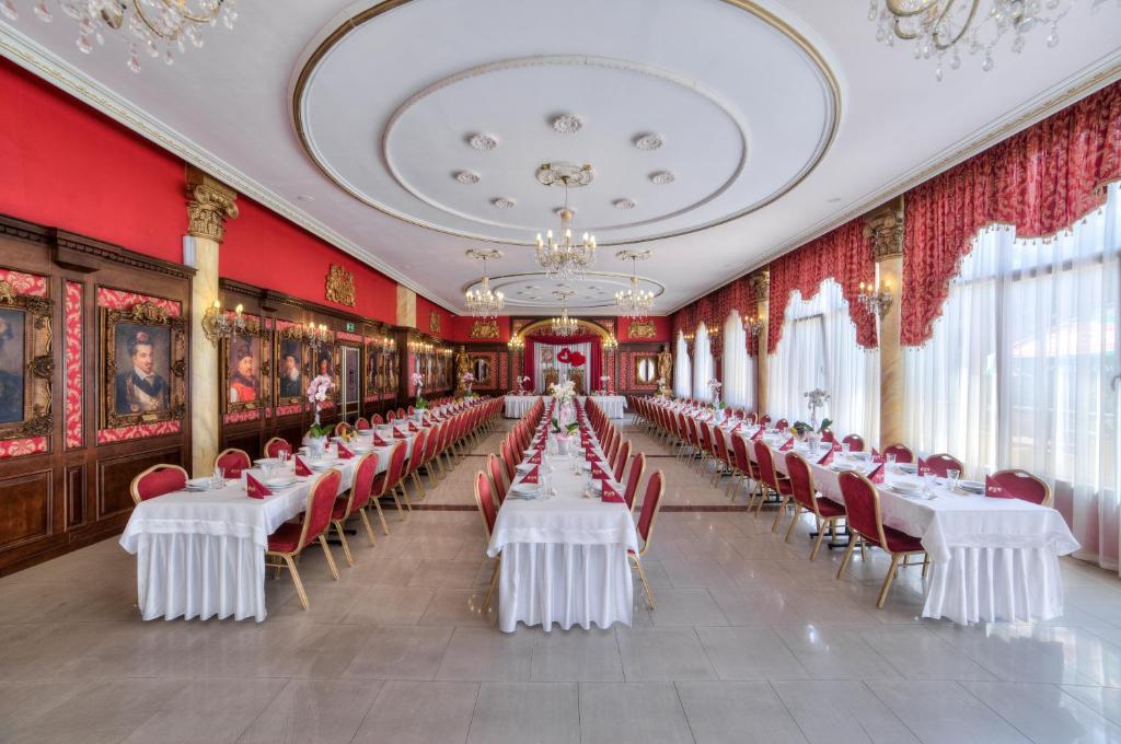 Hotel Krolewskiジャヌフ・ルベルスキ エクステリア 写真
