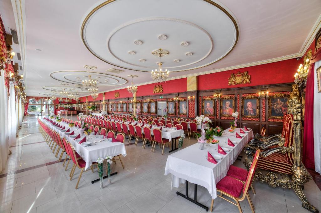 Hotel Krolewskiジャヌフ・ルベルスキ エクステリア 写真